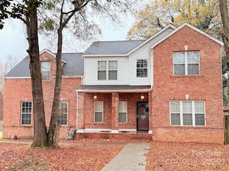 5846 Hanna Ct, Charlotte, NC 28212