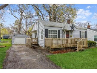 3217 Fleming Ave, Des Moines, IA 50310