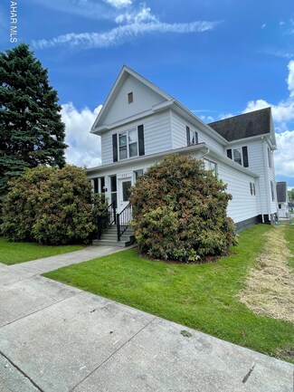 232 Keystone Ave, Cresson, PA 16630