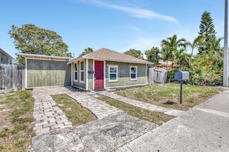 1112 S K St, Lake Worth, FL 33460