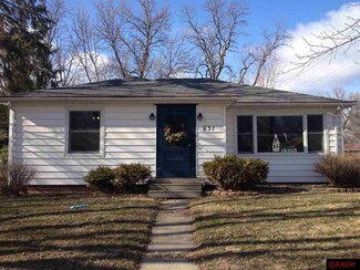 631 E Prince St, Lake Crystal, MN 56055