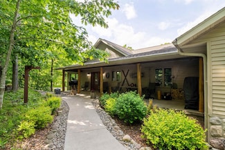 N5375 Kentwoods Rd, Bryant, WI 54418