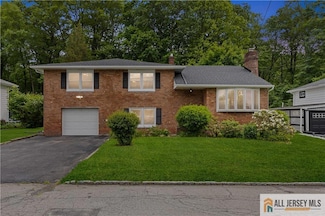 11 Amendola Dr, Netcong, NJ 07857