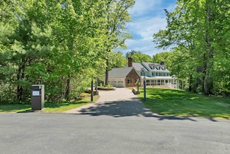 5 Birdsall Ln, Atkinson, NH 03811