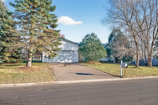 25965 9th St W, Zimmerman, MN 55398