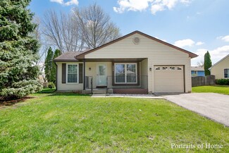 2298 Wayland Ln, Naperville, IL 60565