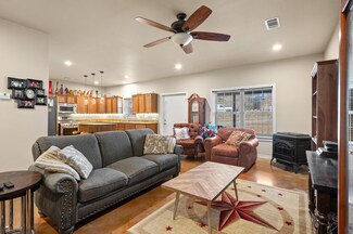 506 Trail Rd, Denison, TX 75021