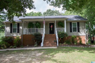 5272 Memory Ln, Mount Olive, AL 35117