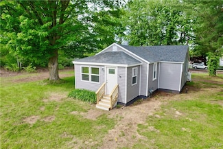 58 Van Ness Rd S, Baldwinsville, NY 13027
