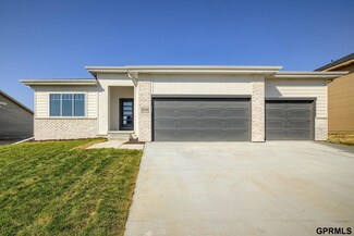 21144 Jessie Ave, Omaha, NE 68022