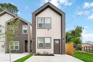 7987 Chateau St Unit C/D, Houston, TX 77028