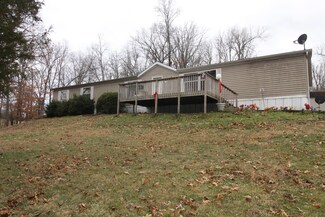 1273 Quarry Rd, Sparta, MO 65753