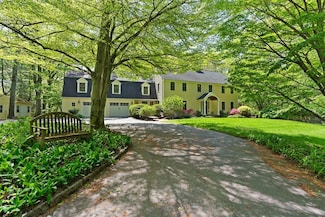 63 Claypit Hill Rd, Wayland, MA 01778