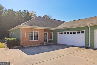 1502 Commonwealth Cir Unit 1502, Newnan, GA 30263