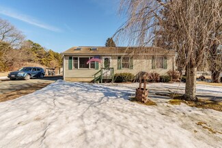 17 Mason St, Palmer, MA 01069