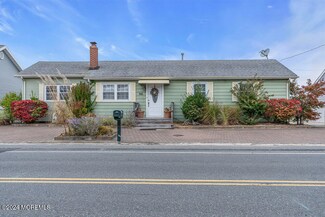 86 Jonathan Dr, Manahawkin, NJ 08050
