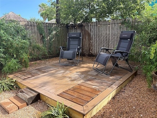 5325 Avenue R 1 2 Unit B, Galveston, TX 77551