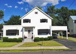 137 Cemetery St, Archbald, PA 18403