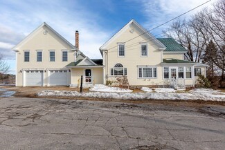 17 Grandview St, Lisbon, ME 04250