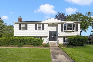 94 Waterman Ave, Warwick, RI 02889