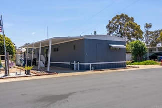 2003 Bayview Heights Dr Unit 176, San Diego, CA 92105