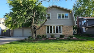 4633 Gettysburg Dr, Rolling Meadows, IL 60008