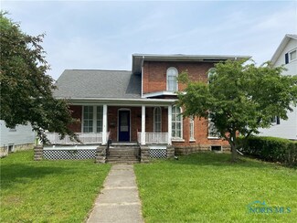 232 N Franklin St, Wauseon, OH 43567