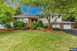 764 Sherwood Ct, Oradell, NJ 07649
