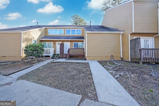 36 Sandalwood Cir, Lawrenceville, GA 30046