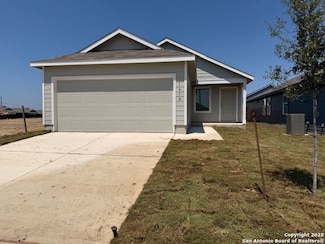 1610 Tiptop Meadow, New Braunfels, TX 78130