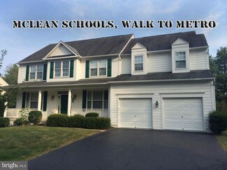 7211 Montview Ct, Falls Church, VA 22043