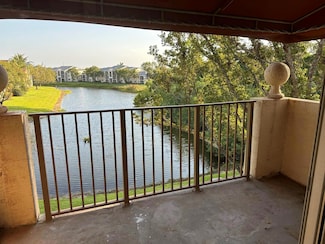 4211 San Marino Blvd Unit 304, West Palm Beach, FL 33409