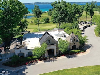 7791 Turnberry Cir, Williamsburg, MI 49690