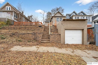 5030 S 18th St, Omaha, NE 68107