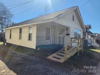 105 Mcgill Ave NW, Concord, NC 28025