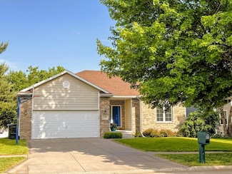 7360 Collister Rd, Lincoln, NE 68516