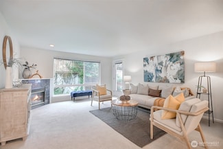 3658 Dayton Ave N Unit 202, Seattle, WA 98103