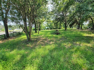 2441 Fm 315 S, Chandler, TX 75758