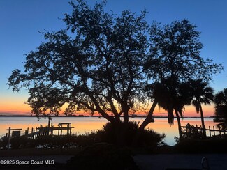 975 Newfound Harbor Dr, Merritt Island, FL 32952