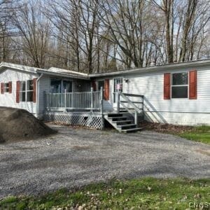 51 Smithers Rd, Mexico, NY 13114