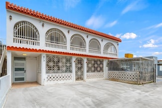 873 Calle Tony Pizarro, Carolina, PR 00983