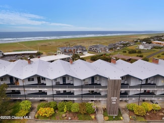 1238 N Marion Ave, Gearhart, OR 97138