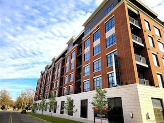 222 E 6th St Unit 204, Royal Oak, MI 48067