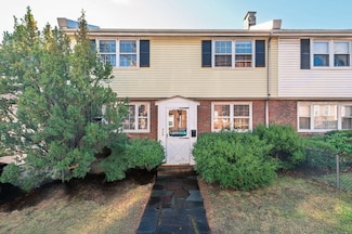 449 E 5th St, Boston, MA 02127