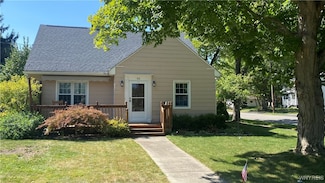 56 Victory Ave, Hamburg, NY 14075
