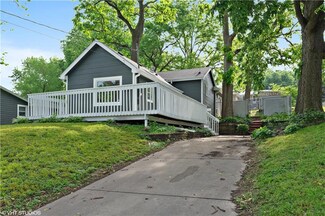 2339 SE 6th St, Des Moines, IA 50315