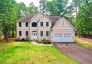 513 Willow Oak Dr, Mays Landing, NJ 08330