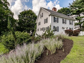 306 Salem St, Wilmington, MA 01887