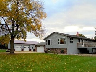 70 Galena St, German Valley, IL 61039