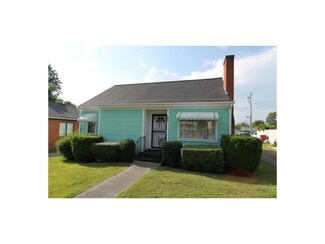604 Lamont St, Johnson City, TN 37604